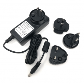 AC adapter s 4 univerzalna utikača za korištenje s IsatHub (iSavi)