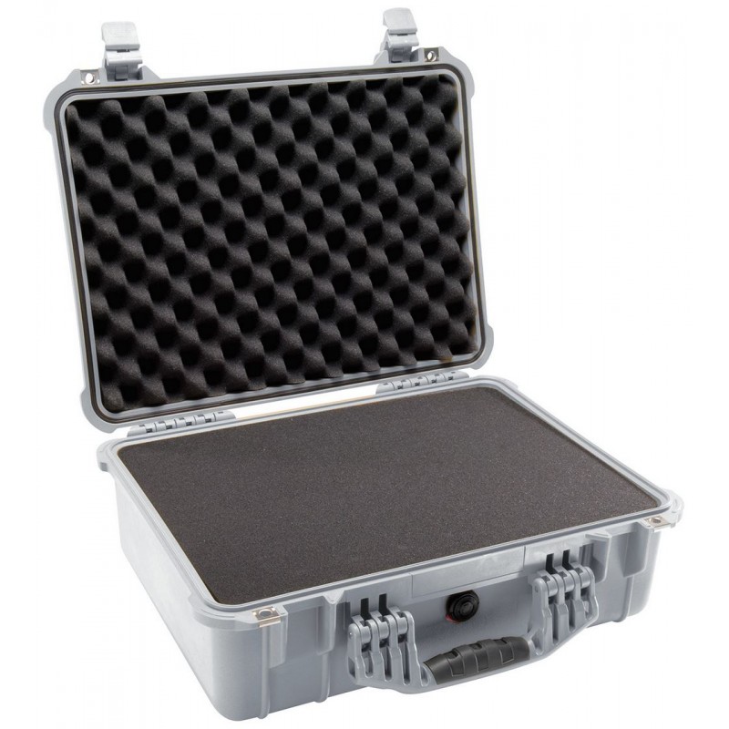 Peli 1520 Protector Case Silver (With Foam)