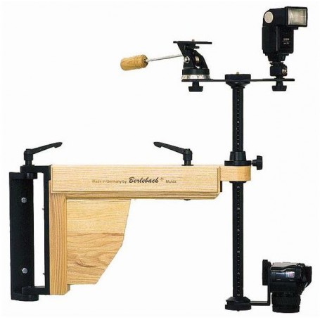 Berlebach Tripod Seinäteline liukupylväällä (8211)
