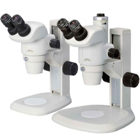Nikon stereo tālummaiņas mikroskops SMZ745T, trino, 0,67x-5x, 45°, FN22, W.D.115mm, atstarotā un caurlaistā gaisma, LED (65680)