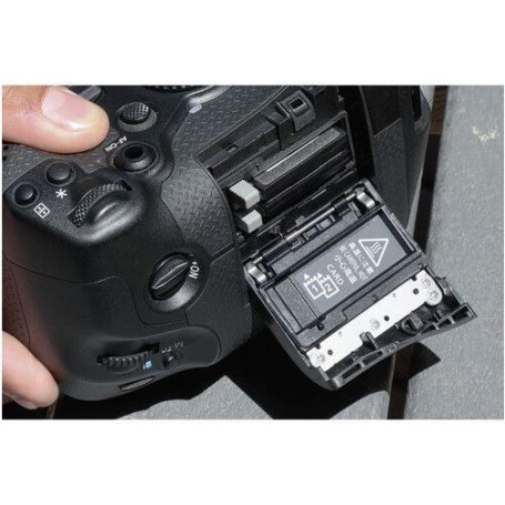 Canon EOS R1 Body (SKU 6577C015AA)