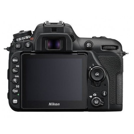 ניקון D7500 KIT 18-140VR (מק"ט N-VBA510K002)
