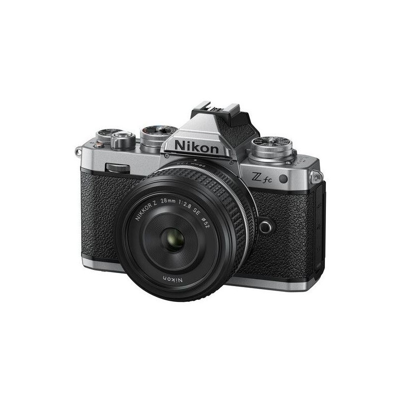 Nikon Z fc + 28mm f/2.8 SE Srebrny (SKU N-VOA090K001)