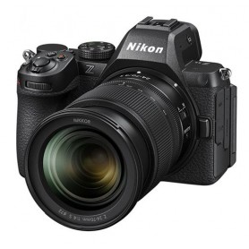 Nikon Z5II + 24-70mm f/4 S (Artikelnummer N-VOA170K001)