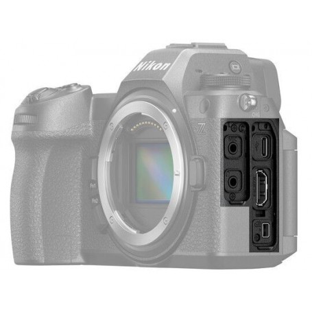 نيكون Z6III + عدسة 24-200 مم f/4-6.3 VR طقم (رمز المنتج N-VOA130K003)