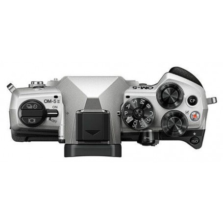 أوليمبوس OM System OM-5 II + عدسة 12-45 مم فضي (رمز المنتج V210071SW000)