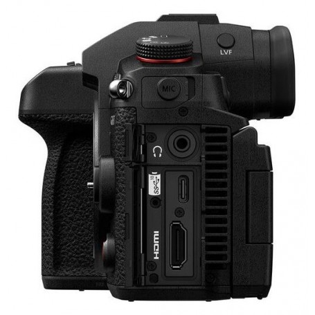 Panasonic GH7 + 12-60mm f/2.8-4.0 Lens (SKU DC-GH7LE)