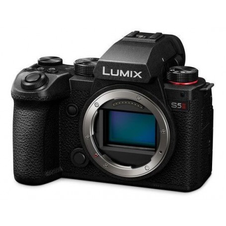 Panasonic S5 II với ống kính 18-40mm + S 85mm f1.8 (SKU BUN1-DC-S5M2NE-S85ME)