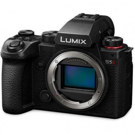 Panasonic S5 II med 20-60mm 3.5-5.6. + 50mm f/1.8 + DMW-XLR1 (SKU BUN1-DC-S5M2WE-XLR1)