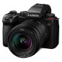 Panasonic S5 II su 20-60mm 3.5-5.6. objektyvu + 50mm f/1.8 objektyvu (SKU DC-S5M2WE)