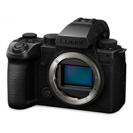 Panasonic S5 II X con 18-40mm + S 85mm f1.8 (SKU BUN1-DC-S5M2XNE-S85ME)