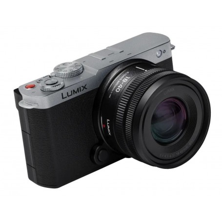 Panasonic S9 + 18-40mm F4.5-6.3 Svart Silfur (SKU DC-S9NE-SA)