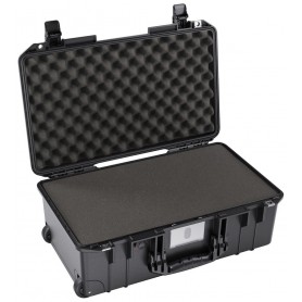 Peli 1535 AIR Case hitam (dengan busa) (015350-0003-110E)