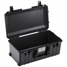 Peli 1556 Air Case svart (utan skum) (015560-0010-110E)