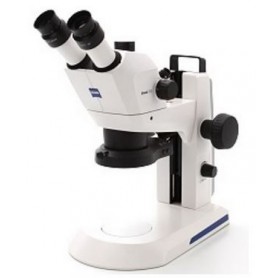 ZEISS Stereomikroskop mit Zoom Stemi 305, MAT, Trino ESD, Greenough, w.d.110mm, 10x,23, 0.8x-4.0x (48747, 491903-0007-000)