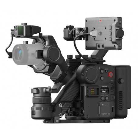 Máy quay cầm tay DJI Ronin 4D-8K - Nâng tầm tầm nhìn điện ảnh của bạn với khả năng ổn định và chất lượng hình ảnh tuyệt vời