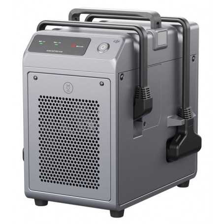 Paket DJI Agras T10 (Drone + Pengisi Daya + 1x Baterai + Sistem Penyebaran + Tangki 10L)