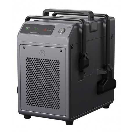 DJI Agras T30 Paket (Drohne + Batterie + Streusystem + Ladegerät + Obstgarten-Sprühgerät)