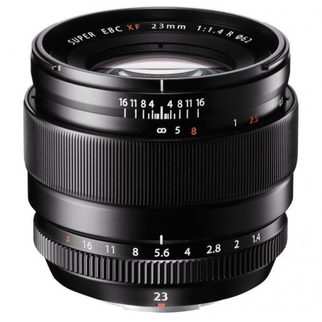 Fuji XF 23mm f/1.4 R objektīvs